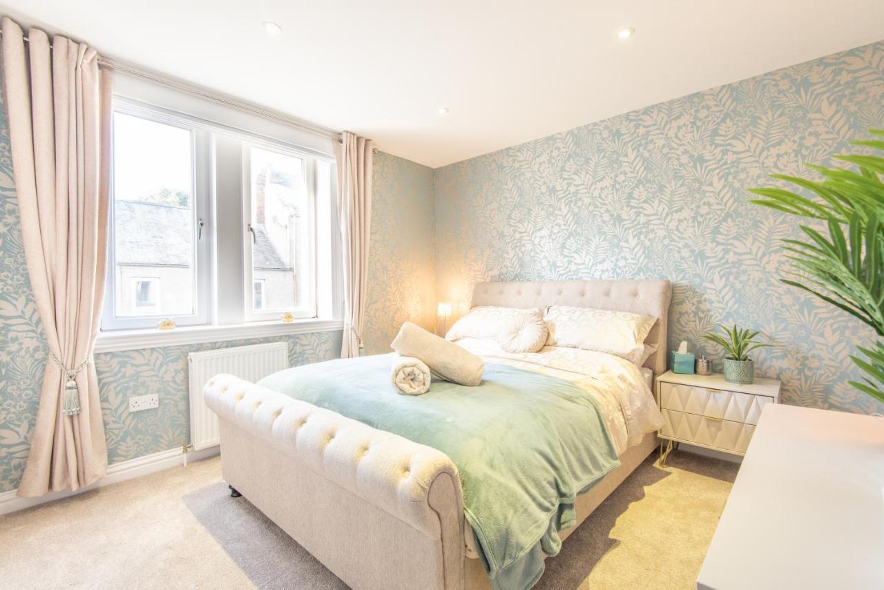 Bright, Fresh, Renovated 3 Bedroom Apartment In The Heart Of Montrose Angus Eksteriør billede